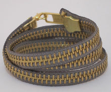 Load image into Gallery viewer, Zipper Bracelet Beige