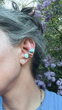 Load image into Gallery viewer, Turquoise &amp; Kyanite Ear Cuff