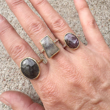 Load image into Gallery viewer, Sapphire Stacker Ring Sz 8