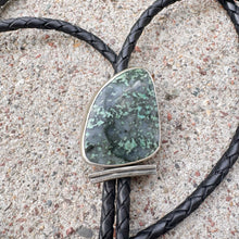 Load image into Gallery viewer, Turquoise Bolo Tie