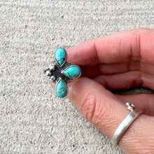Load image into Gallery viewer, Triple Kingman Turquoise Ring Sz 7