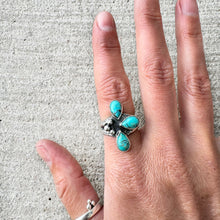 Load image into Gallery viewer, Triple Kingman Turquoise Ring Sz 7