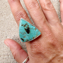 Load image into Gallery viewer, Turquoise Statement Ring