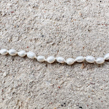 Load image into Gallery viewer, Knotted Pearls