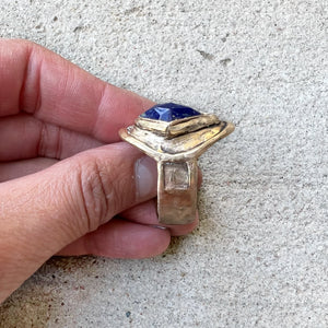 Bronze Art Ring Lapis